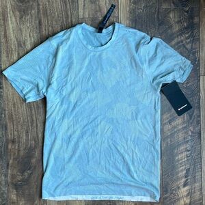 Lululemon Metal Vent Breathe SS